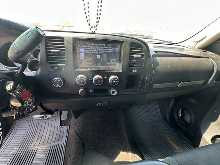 2009-chevrolet-silverado-image-46