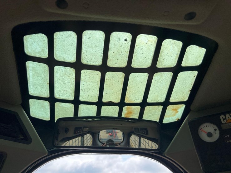2016-caterpillar-289d-image-30