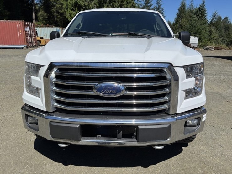 2016-ford-f150-xlt-image-8