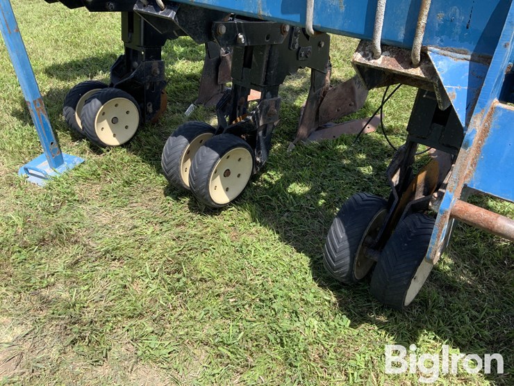kinze-1500-image-13