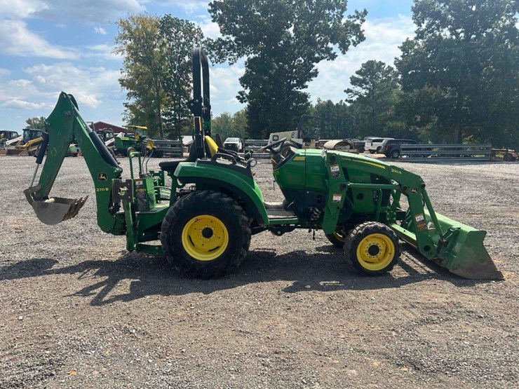 2021-john-deere-2032r-image-5