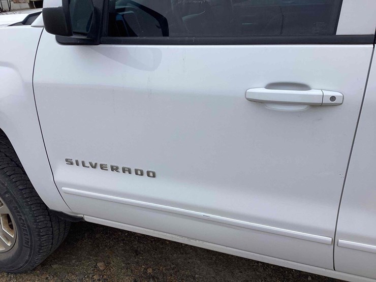 2015-chevrolet-silverado-1500-image-47