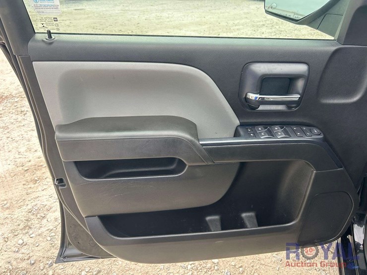 2017-gmc-sierra-1500-image-10