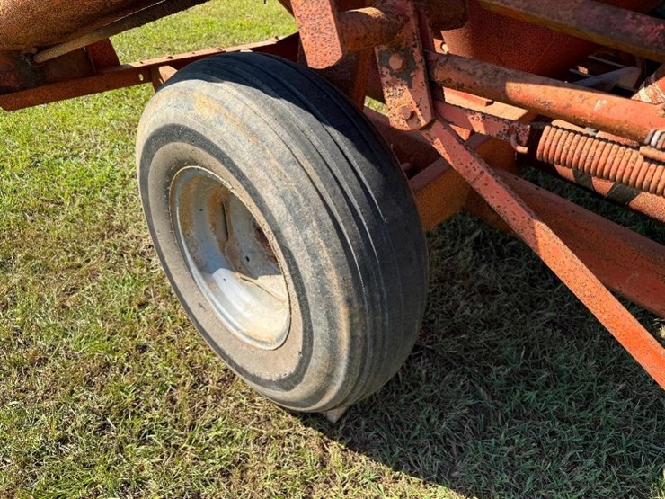 farmhand-feed-master-hammer-mill-image-12