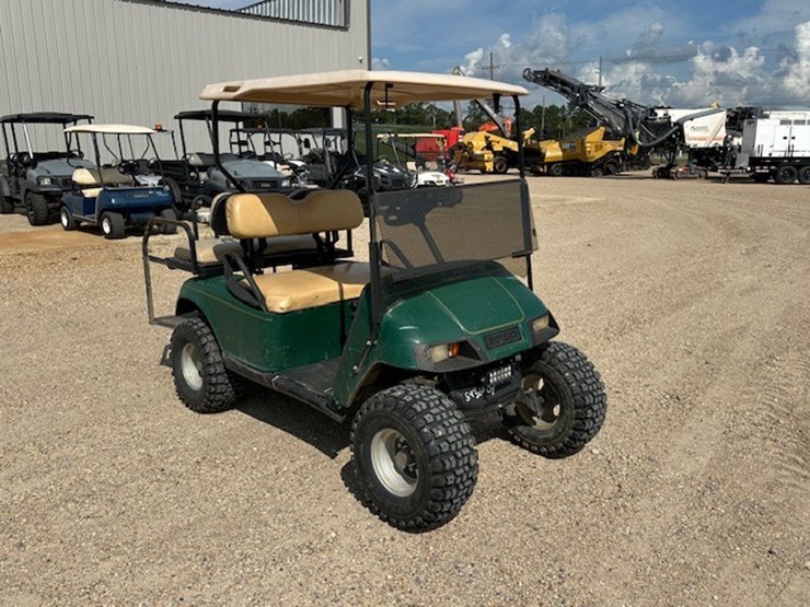 #68-•-ez-go-golf-cart-image-2