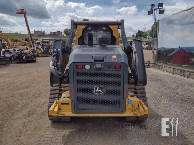 2023-deere-331g-image-4