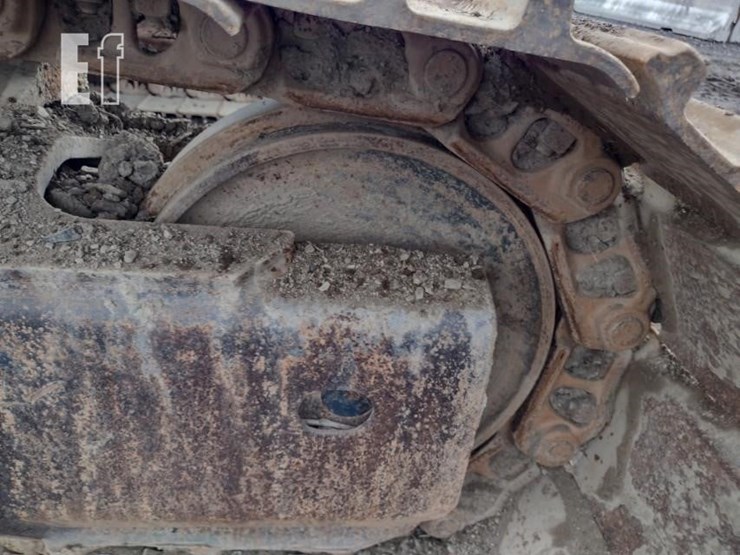komatsu-pc220-lc-8-image-22