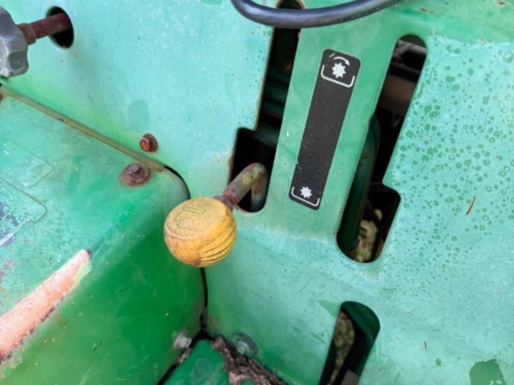 john-deere-1070-image-12