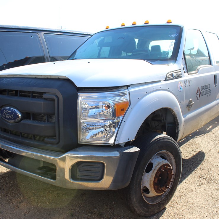 2015 FORD F550