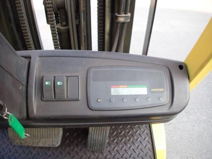 2023-hyster-e45z-image-27