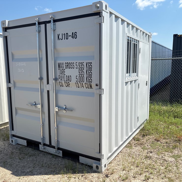 #1313 • 10FT CONTAINER, 1 DOOR , 1 WINDOW