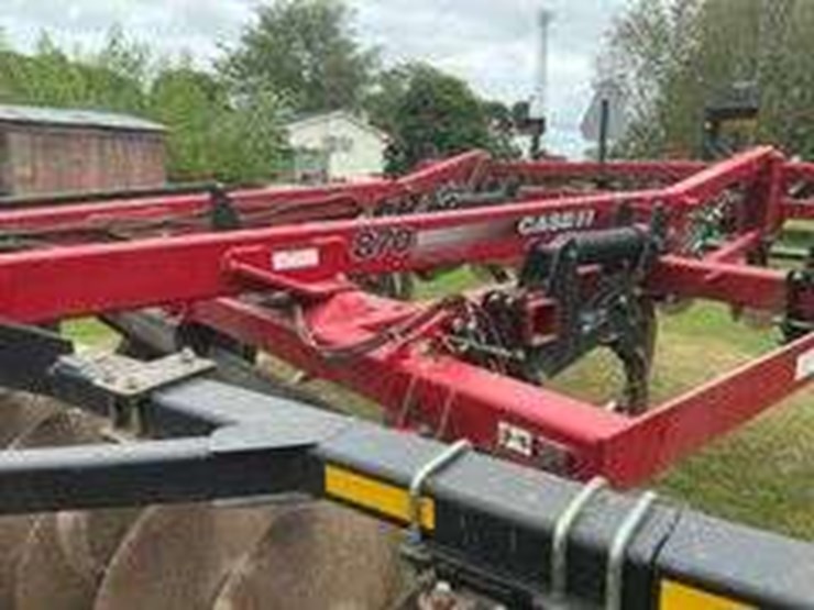 2011-case-ih-870-ecolo-tiger-disk-ripper-7-shank,-spring-loaded-shanks,-hyd.-front-discs,-image-7