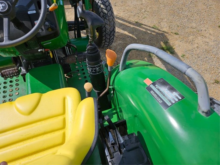 john-deere-5225-image-35