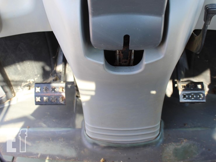 2013-caterpillar-906h2-image-12