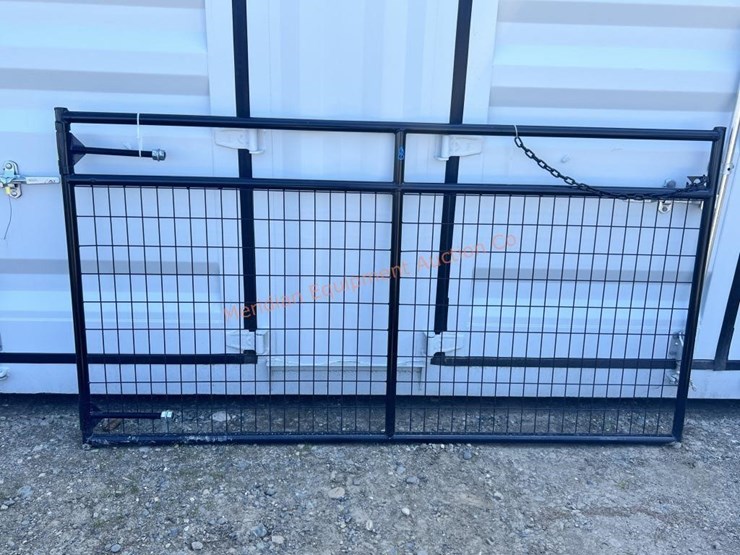 1--8'-mesh-farm-gate-image-2