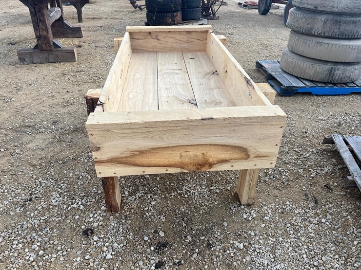 6-ft.-feed-bunk-image-3