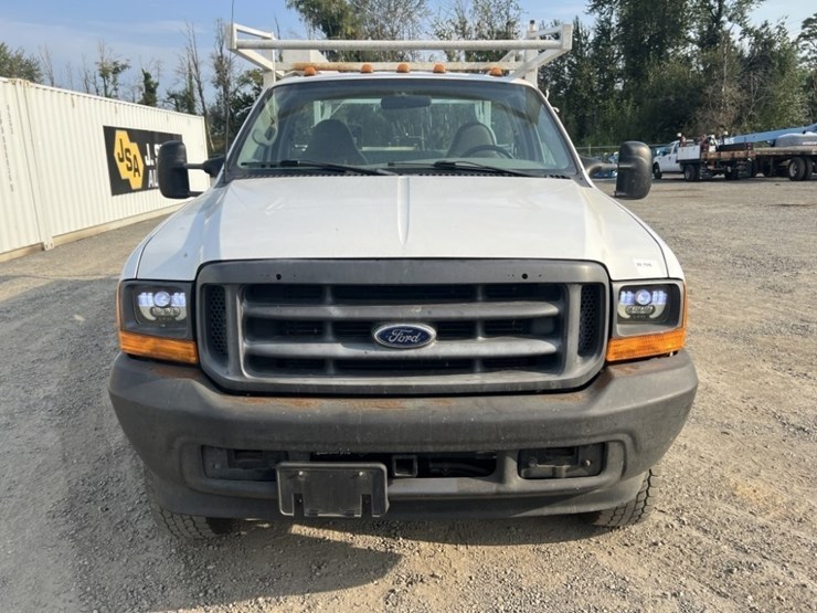 2001-ford-f550-sd-image-8