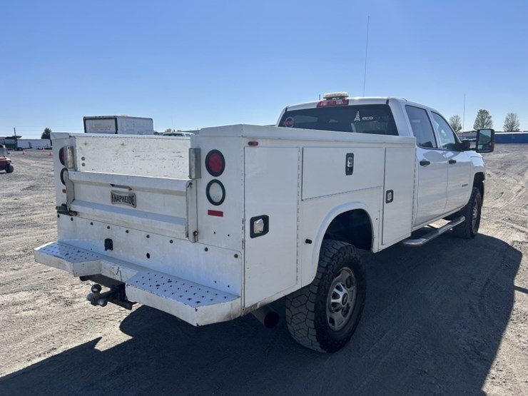 2018-chevrolet-silverado-2500-image-5