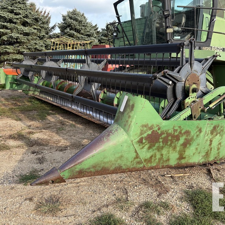JOHN DEERE 924