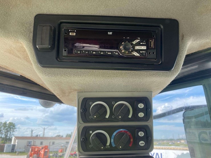 2019-caterpillar-966m-image-19