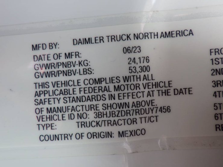 2024-western-star-57x-image-11