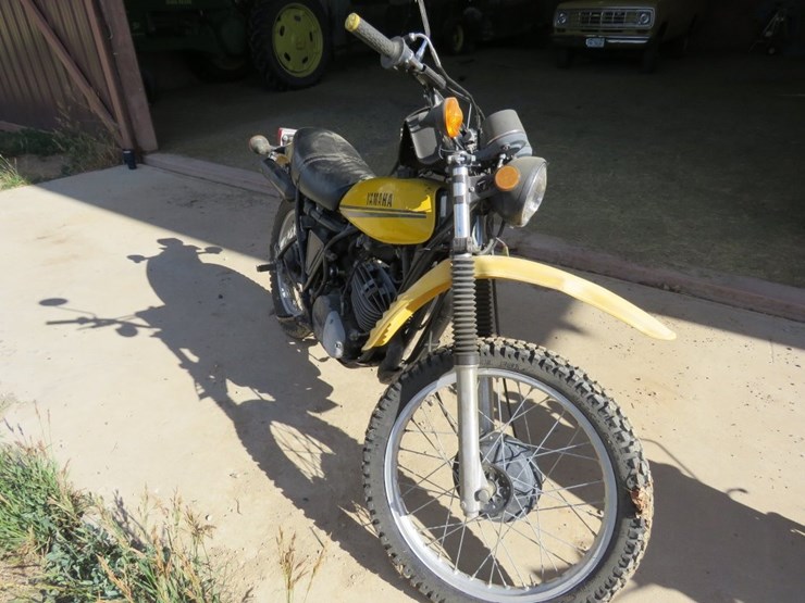 1979-yamaha-dt250-enduro-motorcycle-image-1