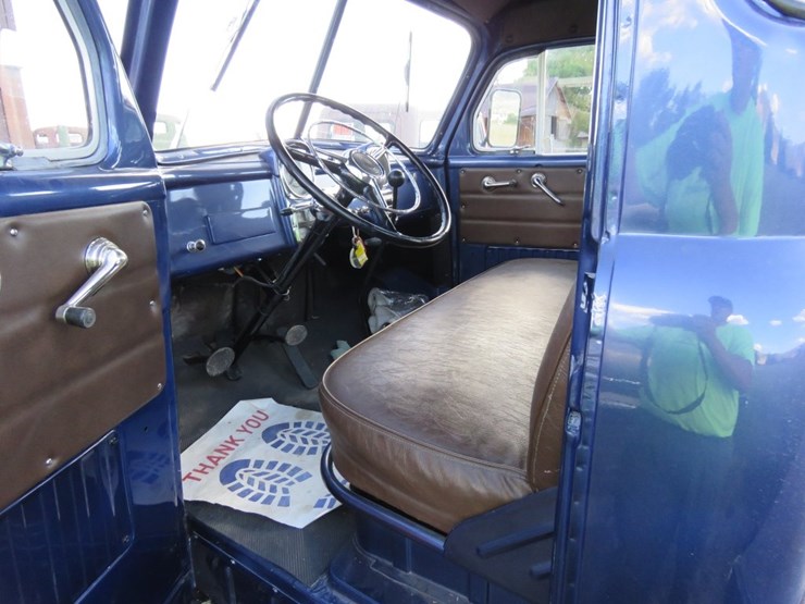 1952-dodge-b-3-d-126-flatbed-pickup-image-14