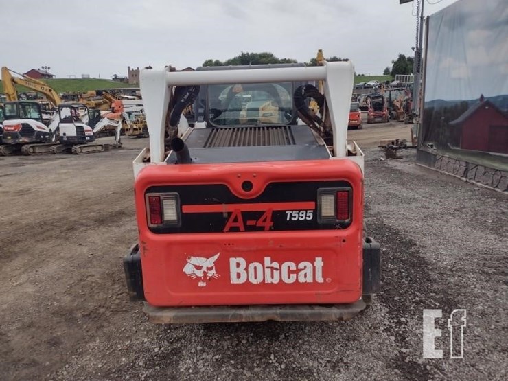 2020-bobcat-t595-image-4