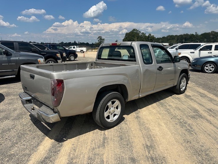 2005-chevrolet-colorado-image-3