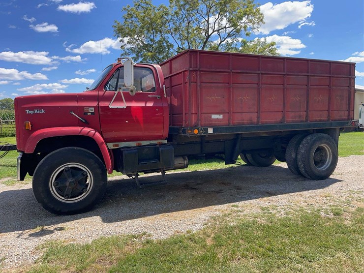 1989-gmc-7000-image-1