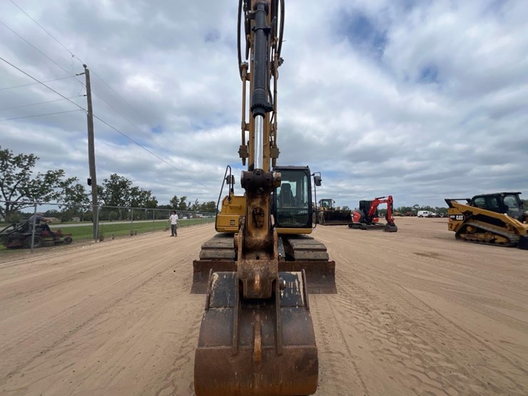 2018-caterpillar-313-image-8