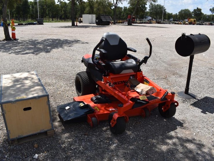 ariens-zero-turn-mower-(serial-#-002125)-(showing-appx-26-hours,-up-to-the-image-1