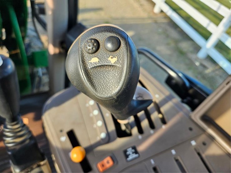 john-deere-6230-image-46