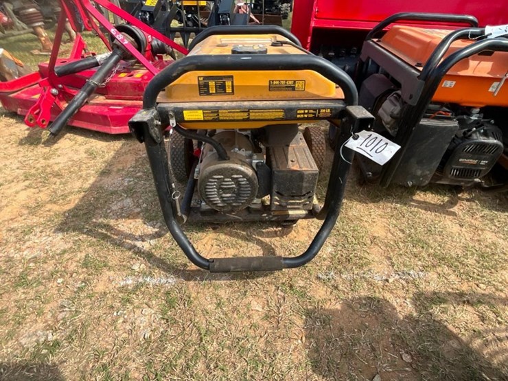 caterpillar-r2-image-4