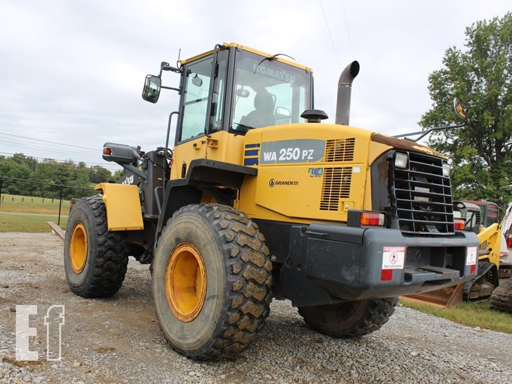 komatsu-wa250pz-image-4