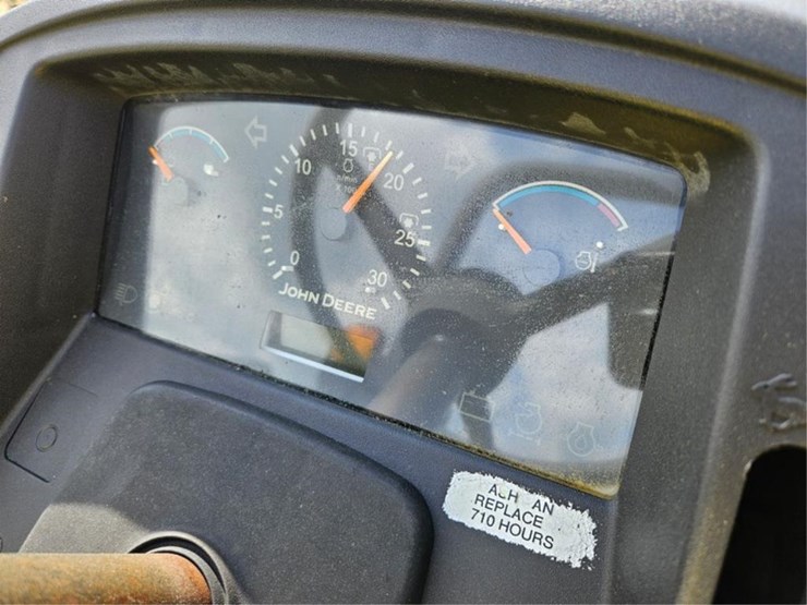 john-deere-5225-image-33