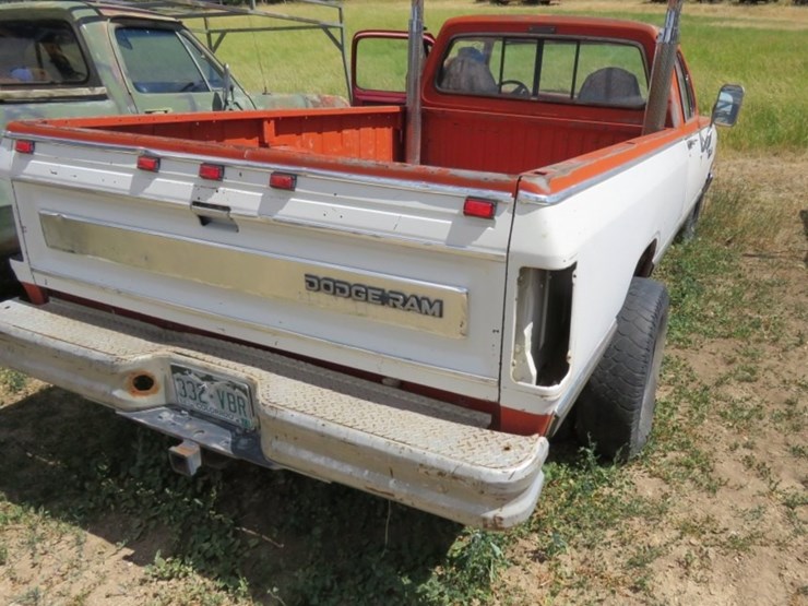1986-dodge-ram-350-image-3