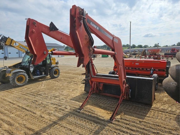 case-ih-l655-image-5