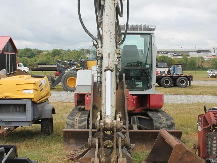 takeuchi-tb180fr-image-2