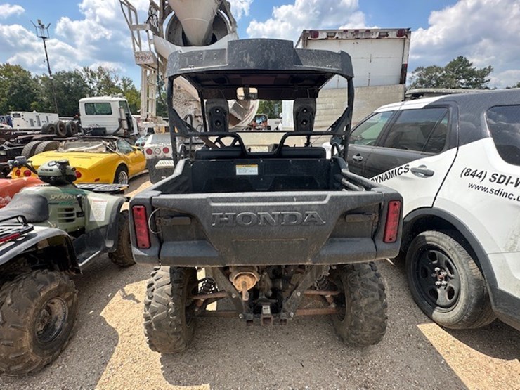2020-honda-pioneer-700-image-6