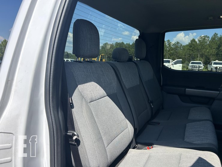 2021-ford-f150-image-36