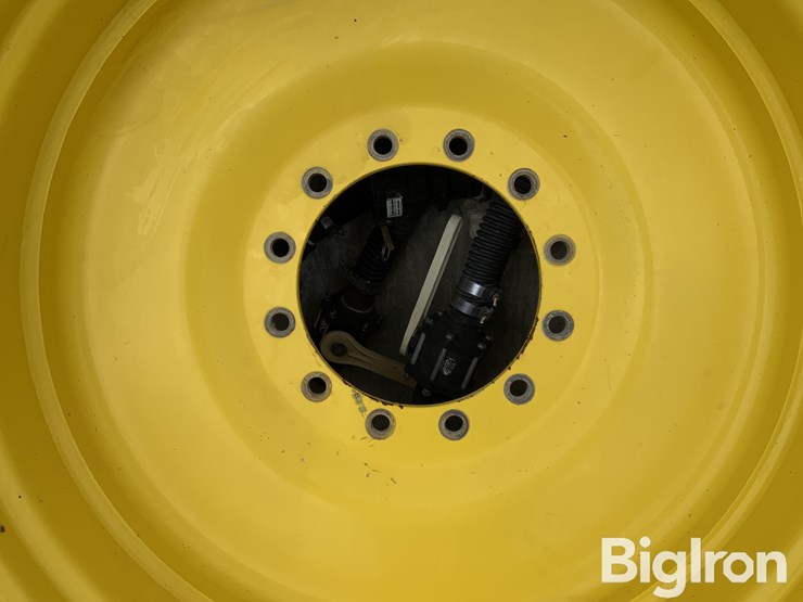 john-deere-r4044-image-13