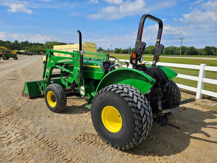 john-deere-5225-image-3