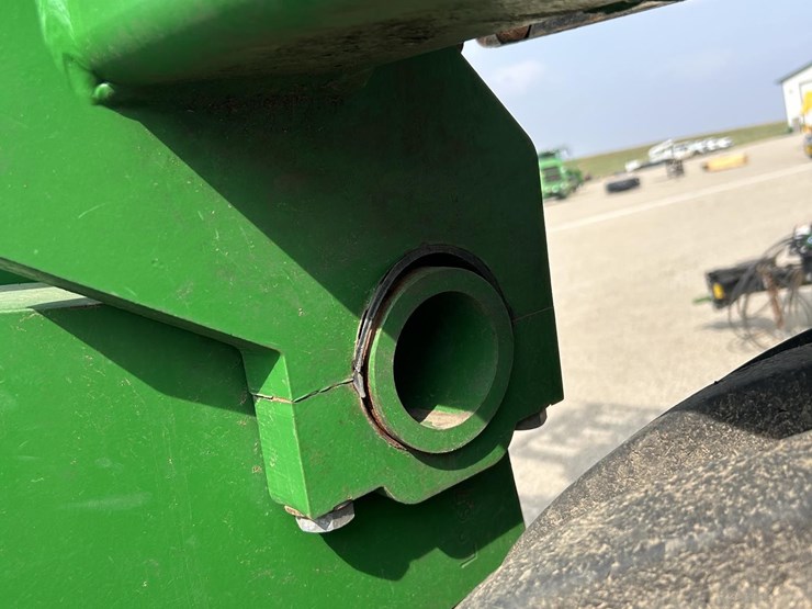 2019-john-deere-2680h-image-39