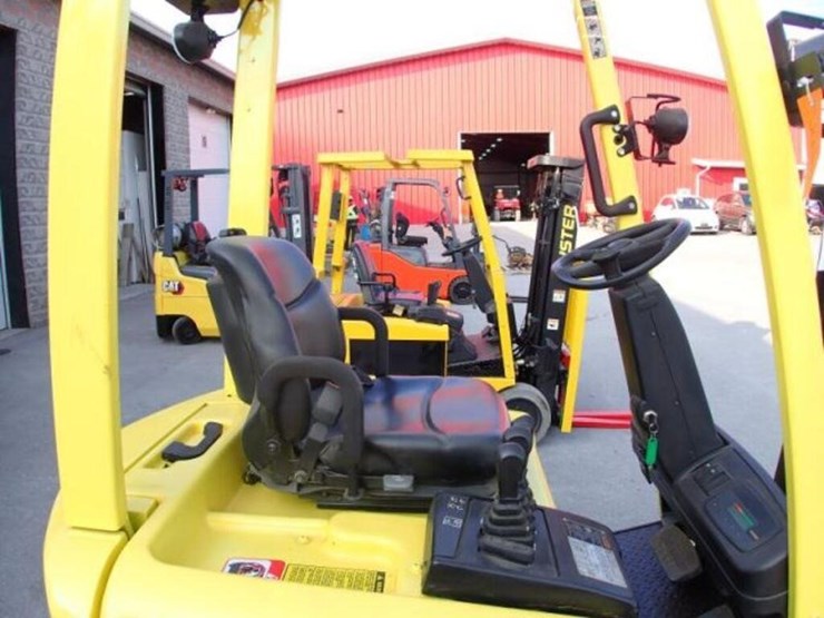 2023-hyster-e45z-image-30