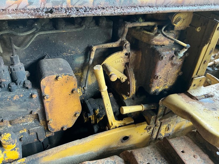 caterpillar-d2-image-14