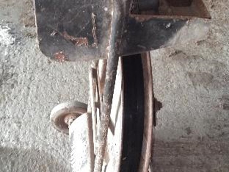 #174-•-banding-carts-&-tools*-image-5