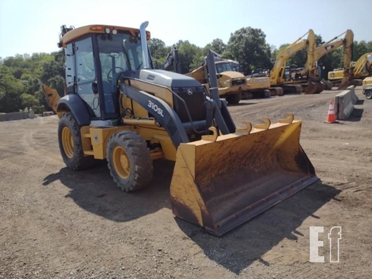 2017-deere-310sl-image-38