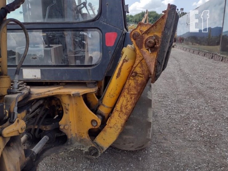1999-deere-410e-image-32