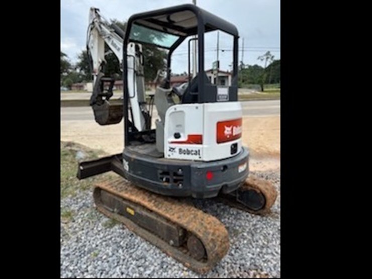 2017-bobcat-e26-image-1